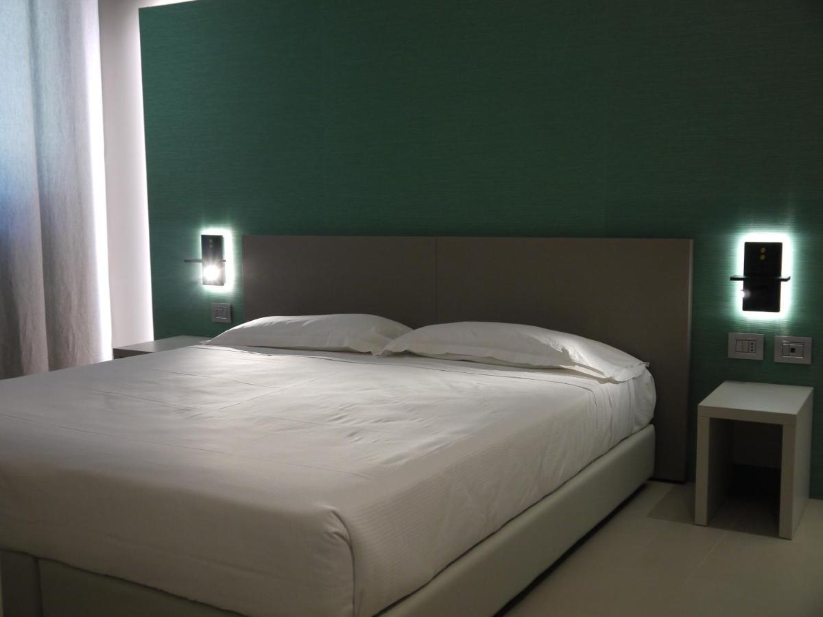 Rb Del Teatro&Apartaments Imola Ngoại thất bức ảnh