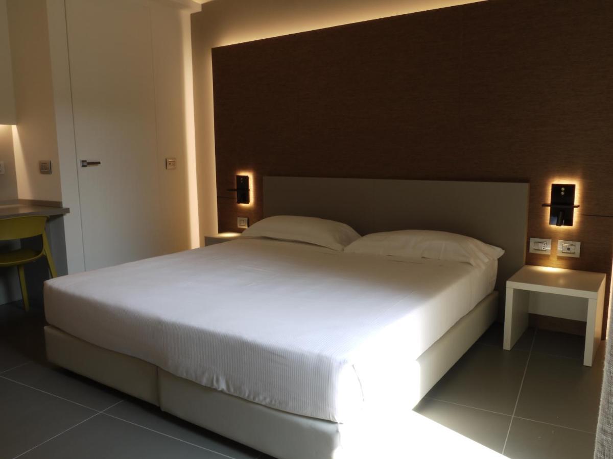 Rb Del Teatro&Apartaments Imola Ngoại thất bức ảnh