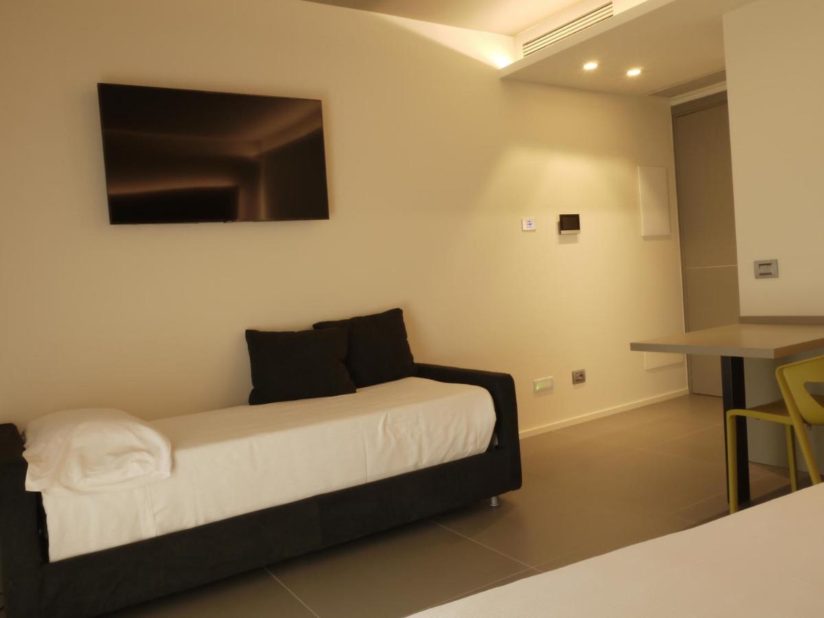 Rb Del Teatro&Apartaments Imola Ngoại thất bức ảnh
